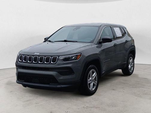 Sting Gray Clearcoat 2023 Jeep Compass Sport