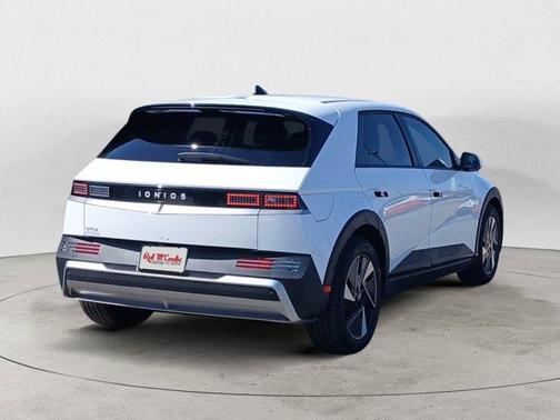 2025 Hyundai IONIQ 5 SE