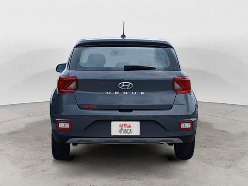 2024 Hyundai VENUE SE