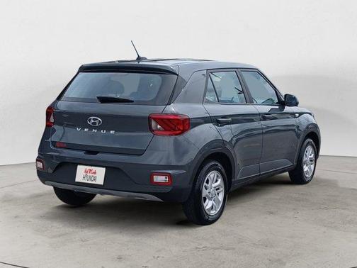 2024 Hyundai VENUE SE