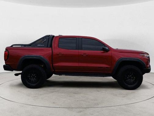 2024 GMC Canyon AT4X