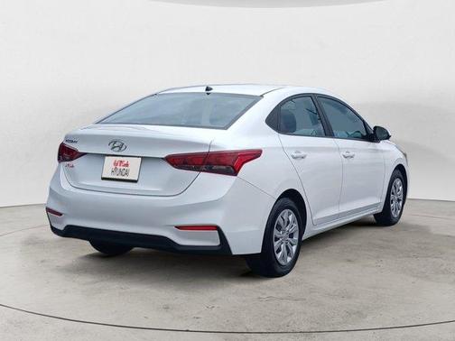 2021 Hyundai Accent SE