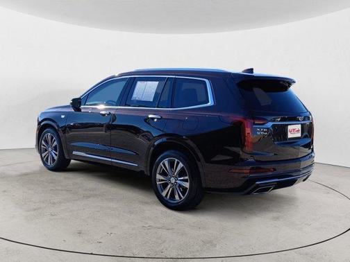 2021 Cadillac XT6 Premium Luxury FWD