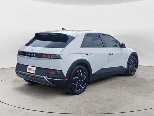 White 2024 Hyundai IONIQ 5 SEL