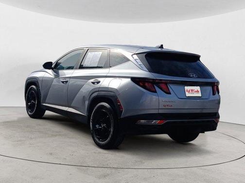 2022 Hyundai TUCSON SE