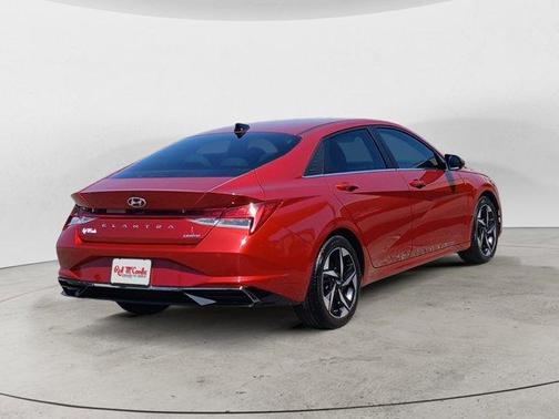 2021 Hyundai ELANTRA Limited