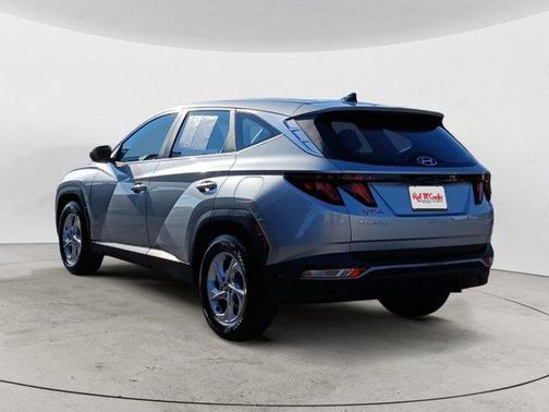 2023 Hyundai TUCSON SE
