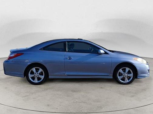 2004 Toyota Camry Solara SE