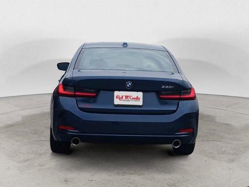 Arctic Race Blue Metallic 2025 BMW 330 i