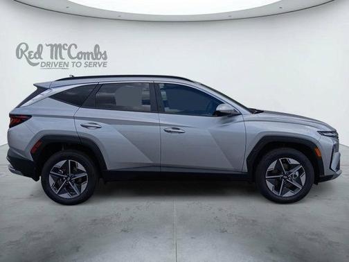 Shimmering Silver 2026 Hyundai TUCSON Hybrid SEL