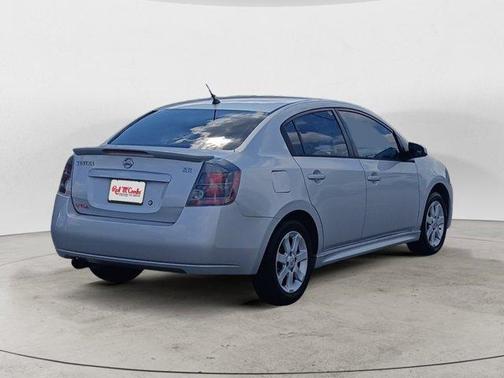 2011 Nissan Sentra 2.0 SR