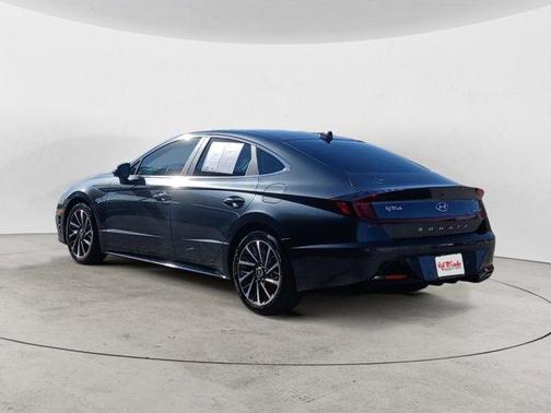 2023 Hyundai SONATA Limited