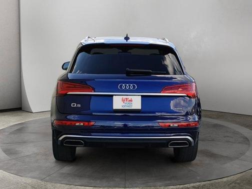 2024 Audi Q5 45 S line quattro Premium