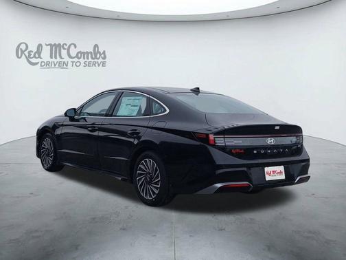 2025 Hyundai SONATA Hybrid Limited