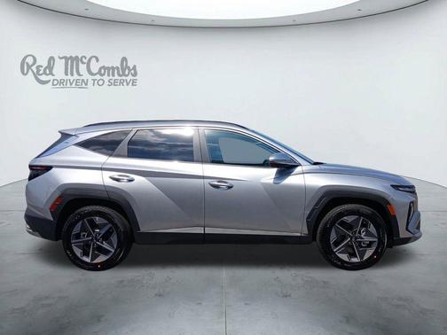 Shimmering Silver 2026 Hyundai TUCSON SEL Premium