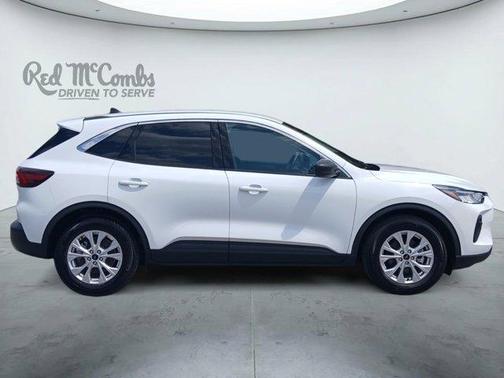 Oxford White 2024 Ford Escape Active