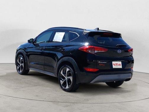 Black Noir Pearl 2018 Hyundai TUCSON Value