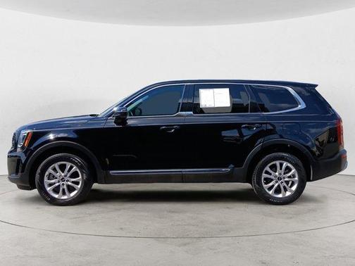 2022 Kia Telluride LX