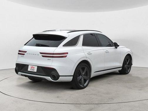 2023 Genesis GV70 2.5T