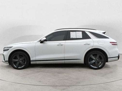 2023 Genesis GV70 2.5T