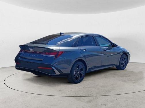 Amazon Gray 2026 Hyundai ELANTRA SEL Sport