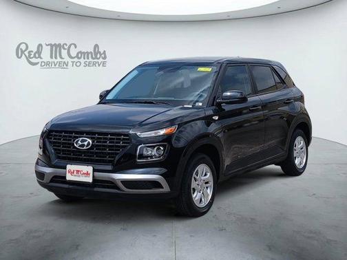 Onyx Black 2026 Hyundai VENUE SE