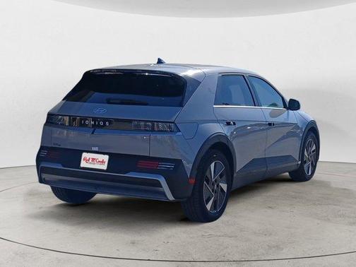 2026 Hyundai IONIQ 5 SE Standard Range