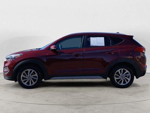 2017 Hyundai TUCSON SE Plus
