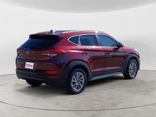 2017 Hyundai TUCSON SE Plus