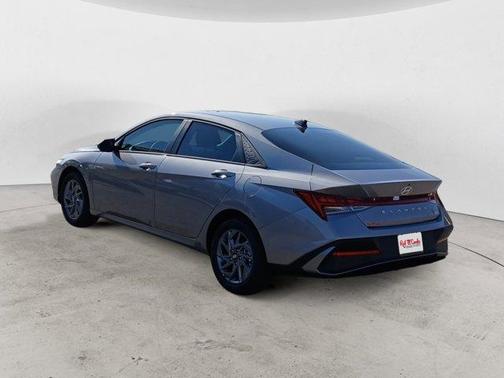 2026 Hyundai ELANTRA HEV Blue