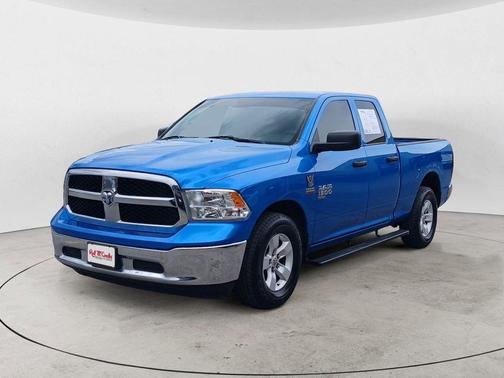 Hydro Blue Pearlcoat 2022 RAM 1500 Classic Tradesman