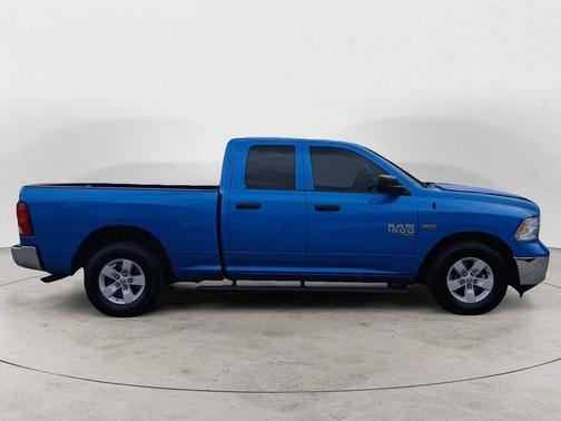 Hydro Blue Pearlcoat 2022 RAM 1500 Classic Tradesman