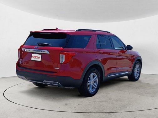 Rapid Red Metallic Tinted Clearcoat 2020 Ford Explorer XLT