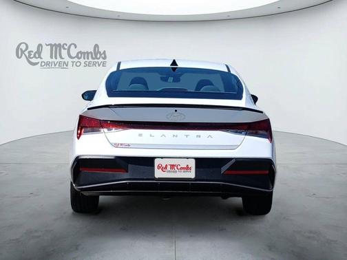 White Pearl 2026 Hyundai ELANTRA SEL Sport