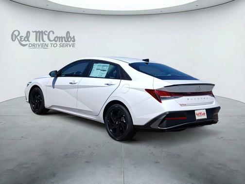 White Pearl 2026 Hyundai ELANTRA SEL Sport