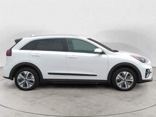 2022 Kia Niro EV EX