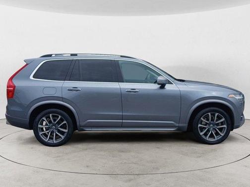 Osmium Gray Metallic 2018 Volvo XC90 T5 Momentum
