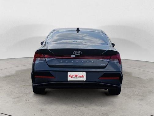 2025 Hyundai ELANTRA HEV Limited