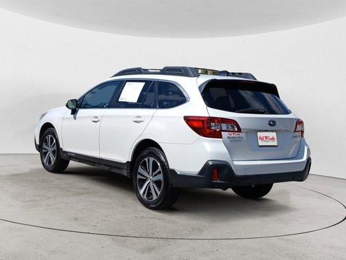 White 2019 Subaru Outback 2.5i Limited