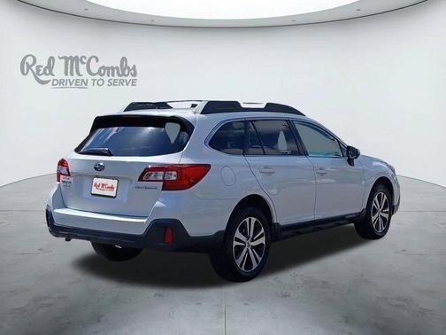 White 2019 Subaru Outback 2.5i Limited