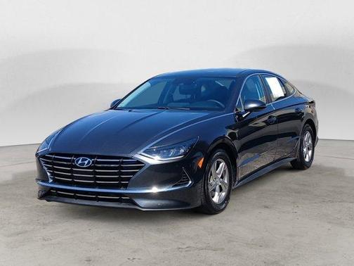 2022 Hyundai SONATA SE