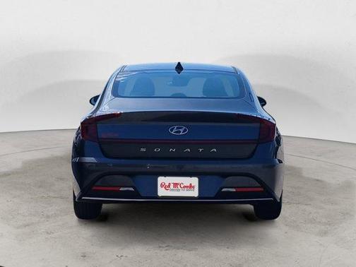 2022 Hyundai SONATA SE