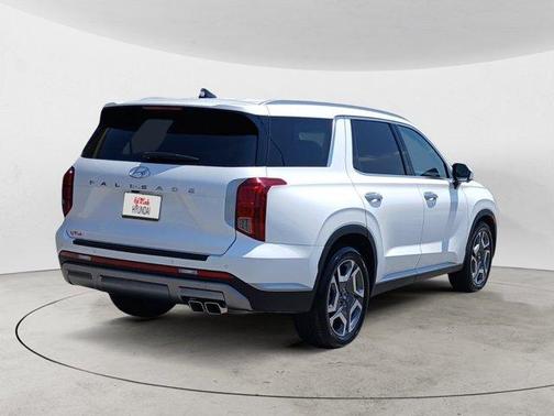 2025 Hyundai PALISADE SEL Premium
