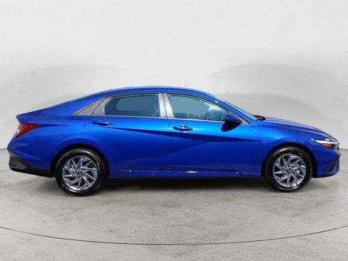 2025 Hyundai ELANTRA HEV Blue