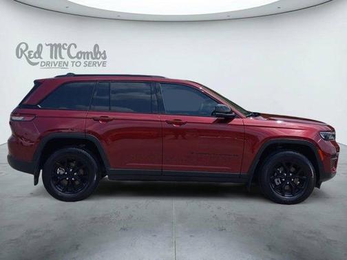 Velvet Red Pearlcoat 2025 Jeep Grand Cherokee Laredo