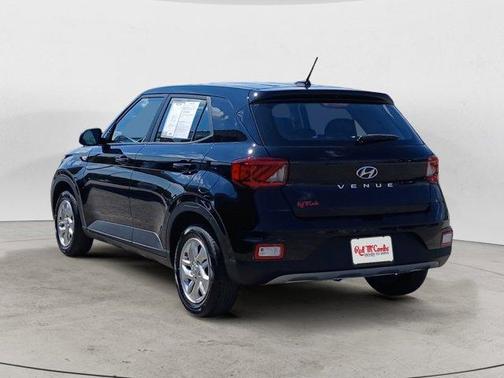 2024 Hyundai VENUE SE