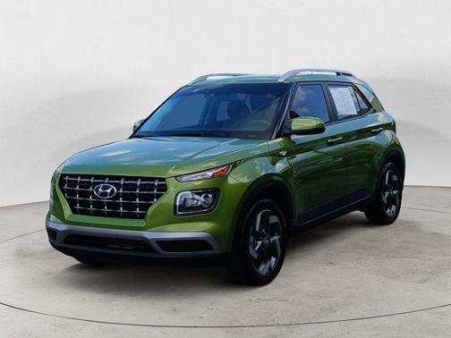 2024 Hyundai VENUE SEL