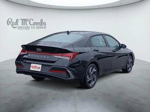 Black 2025 Hyundai ELANTRA SEL Sport