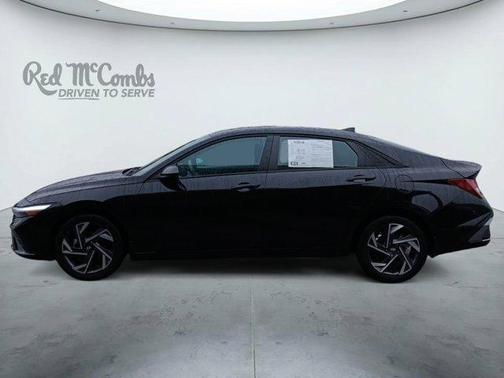 Black 2025 Hyundai ELANTRA SEL Sport