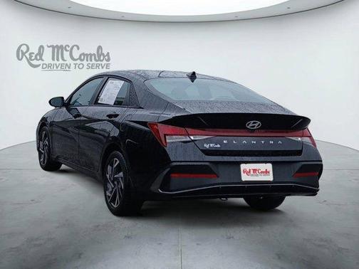Black 2025 Hyundai ELANTRA SEL Sport